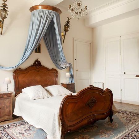 Chateau De Fleury La Foret Bed and Breakfast Igoville Buitenkant foto
