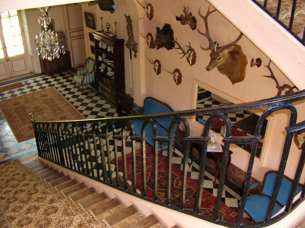 Chateau De Fleury La Foret Bed and Breakfast Igoville Buitenkant foto