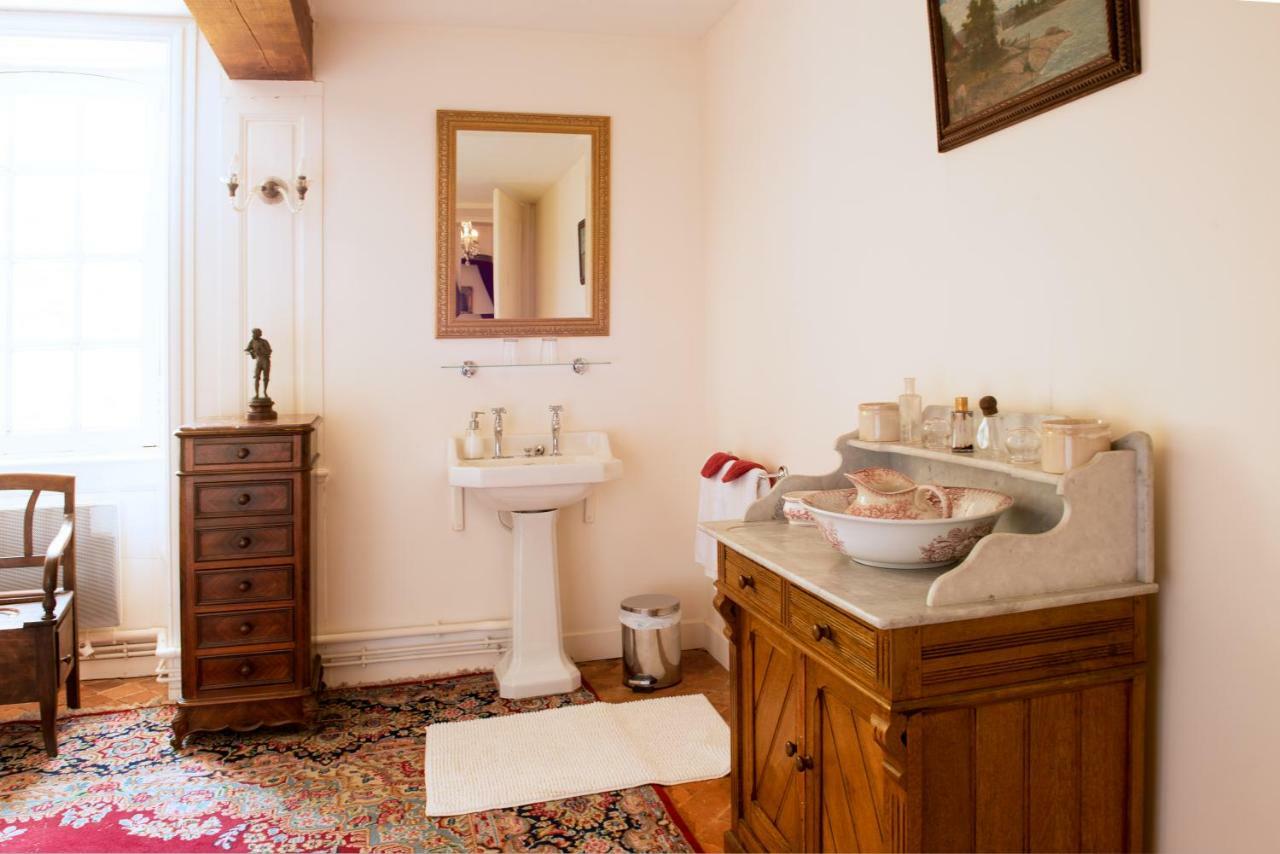 Chateau De Fleury La Foret Bed and Breakfast Igoville Buitenkant foto
